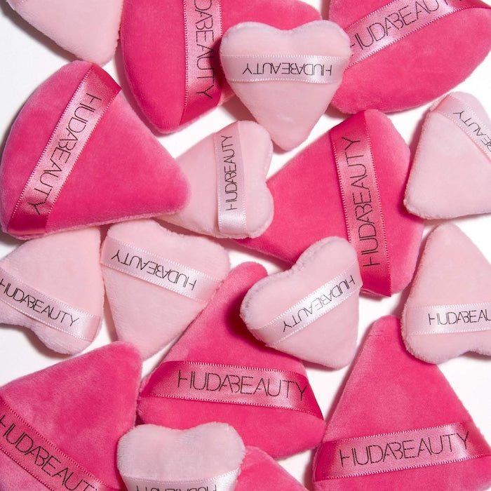 HUDA BEAUTY
Easy Bake Powder Puff Duo