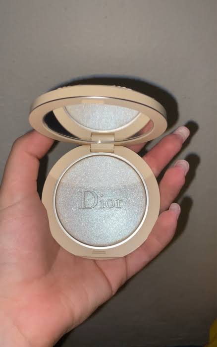 Dior Forever Couture Luminizer Highlighter Powder-03 Pearlescent Glow
