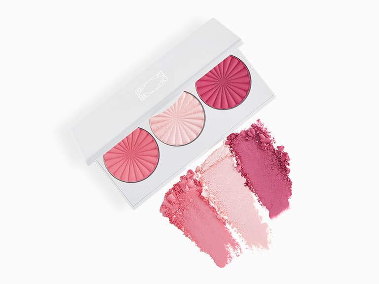 OFRA COSMETICS
Blossom Blush Midi Palette
