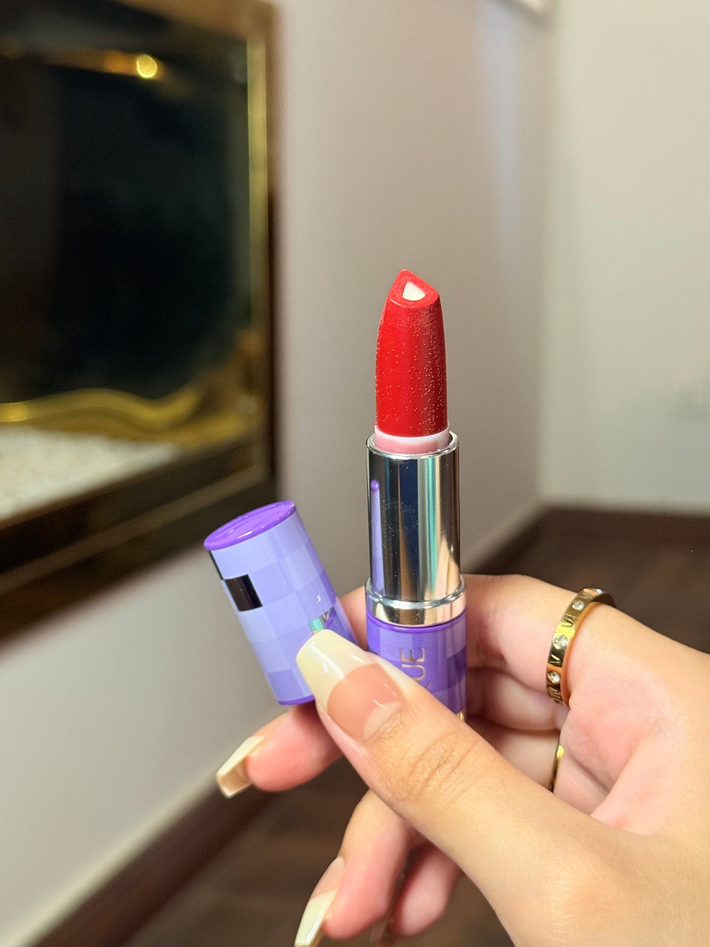 Clinique Dramatically Different Lipstick 20 Red Alert