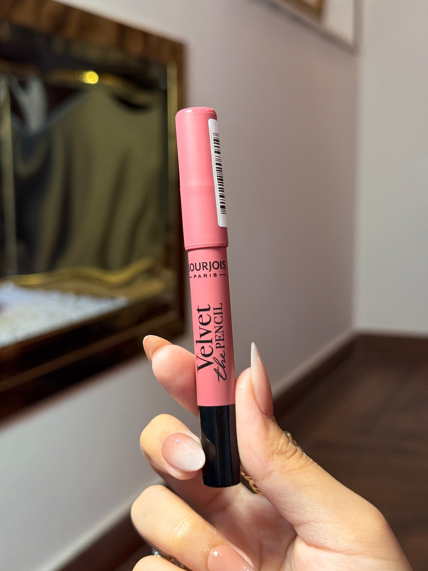 Bourjois - Velvet The Pencil