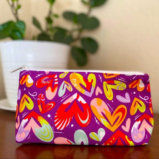Clinique Multi-Color Heart Pattern Zippered Cosmetic Makeup Bag
