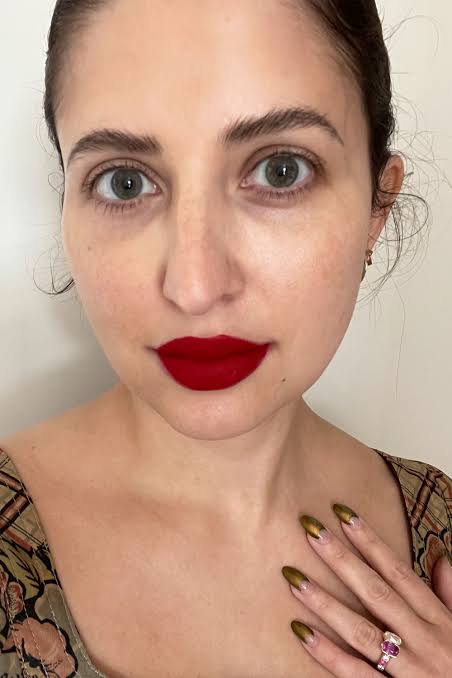 Fenty Beauty by Rihanna
Fenty Icon Velvet Liquid Lipstick