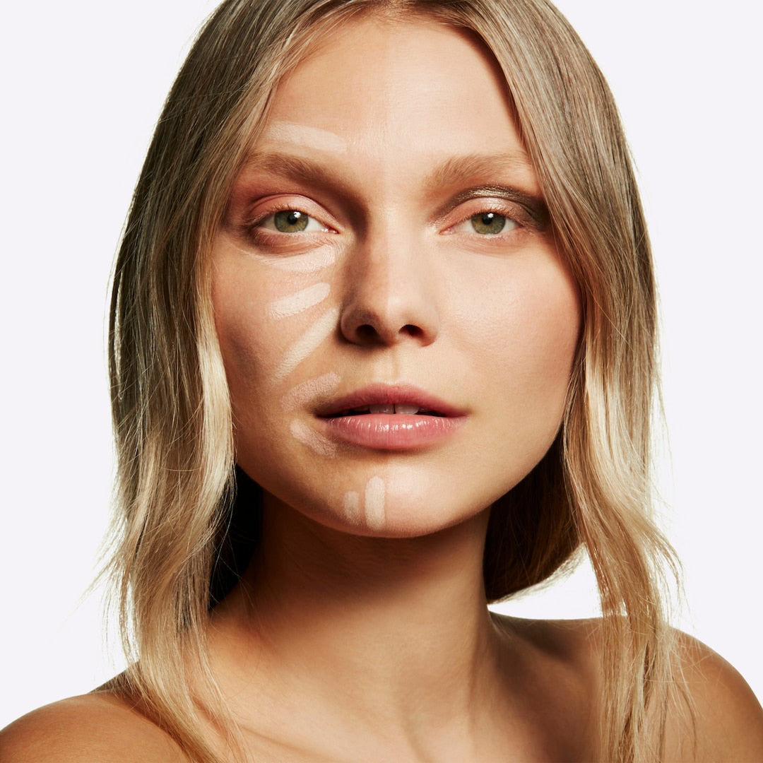 Mac Studio Fix Conceal and Correct Palette- Light