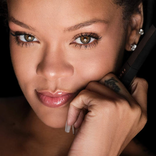 Fenty Beauty by Rihanna
Hella Thicc Volumizing Mascara