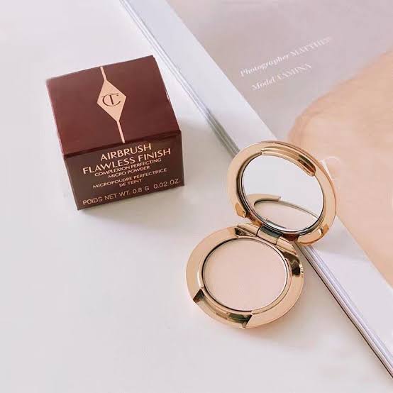CHARLOTTE TILBURY Airbrush Flawless Finish Setting Powder Mini 0.8g