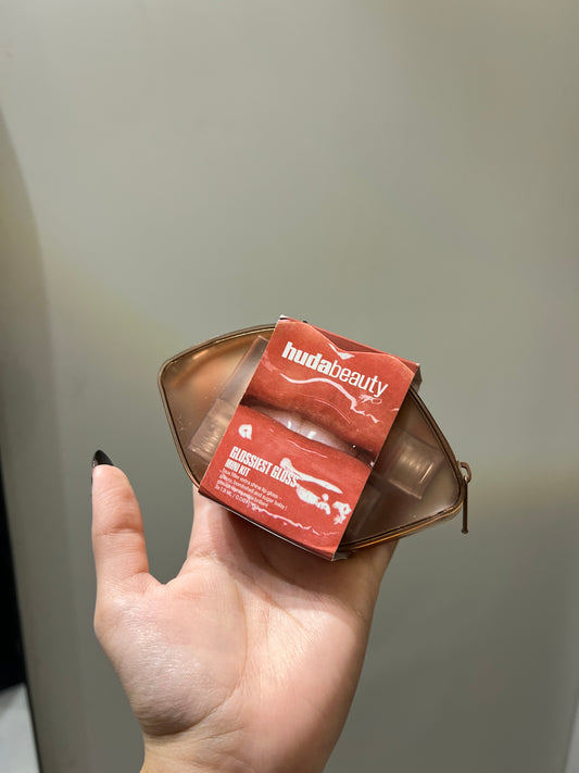 Huda Beauty Lip Pouch