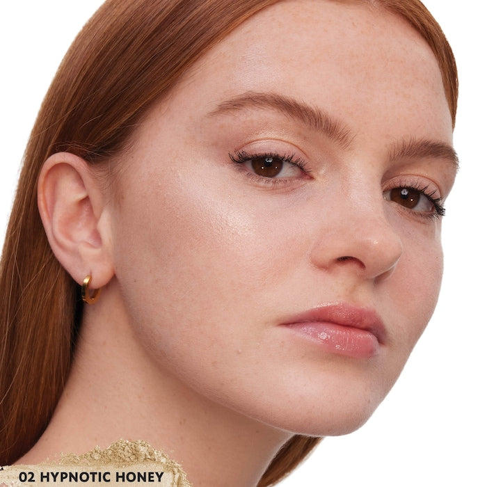 Yves Saint Laurent 
Hyper Luminize Powder Highlighter