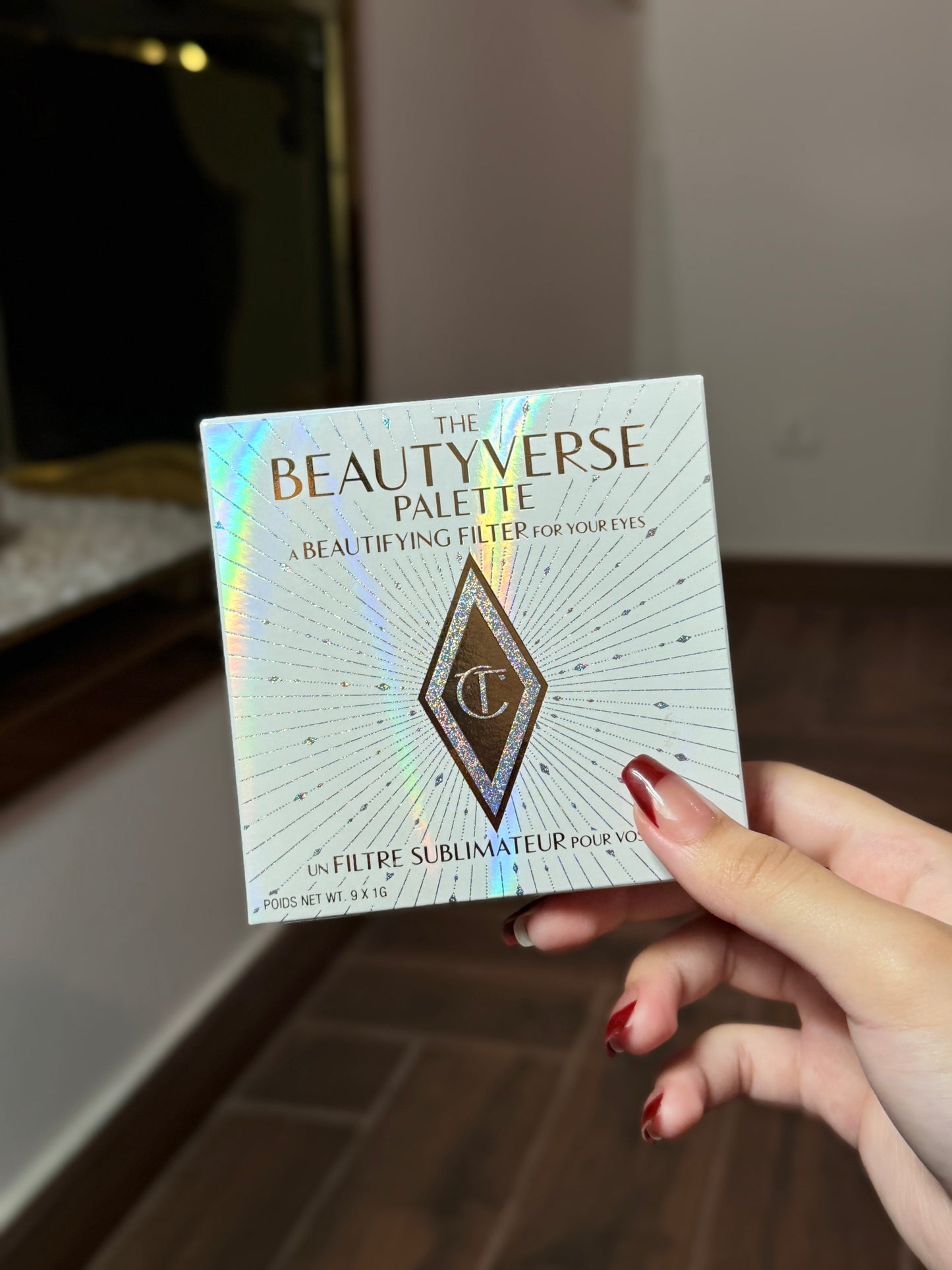 Charlotte Tilbury Beautyverse Palette – (Damaged)