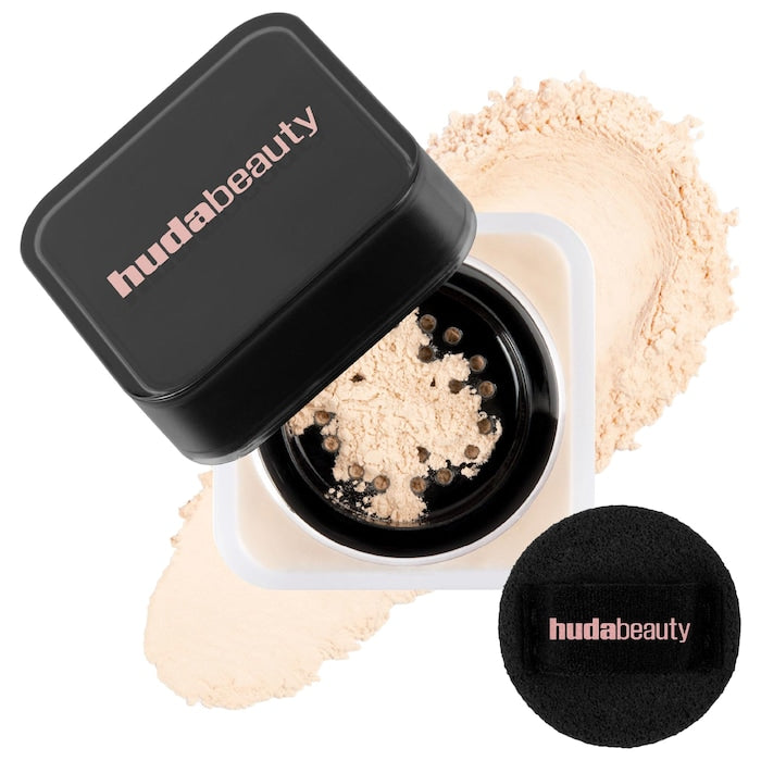 HUDA BEAUTY 
Mini Easy Bake Loose Baking & Setting Powder