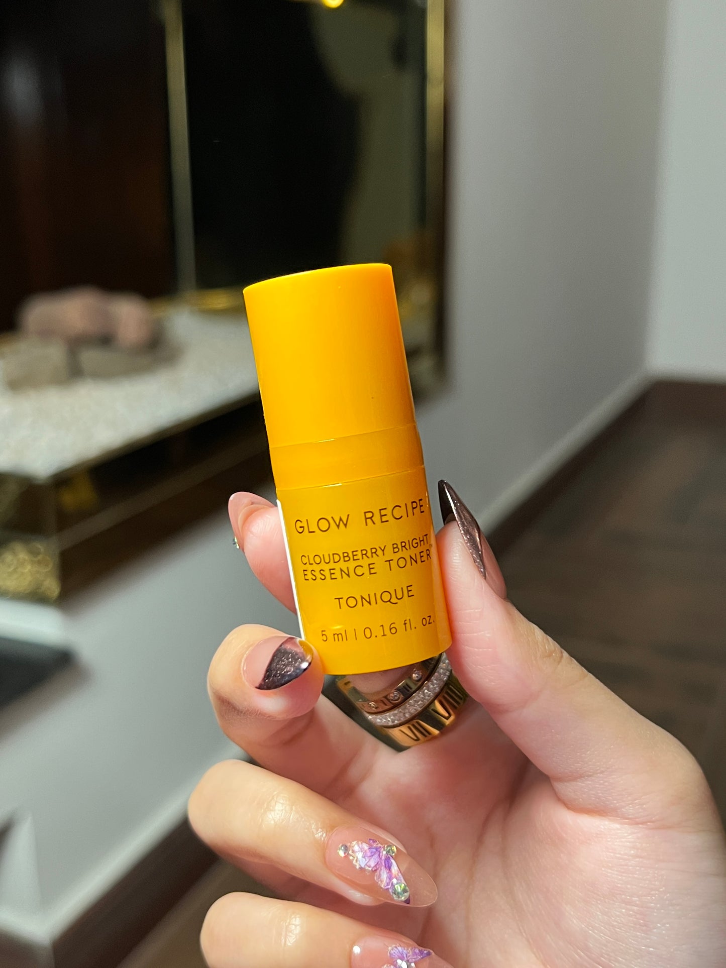 Glow Recipe
Cloudberry Bright Essence Toner™