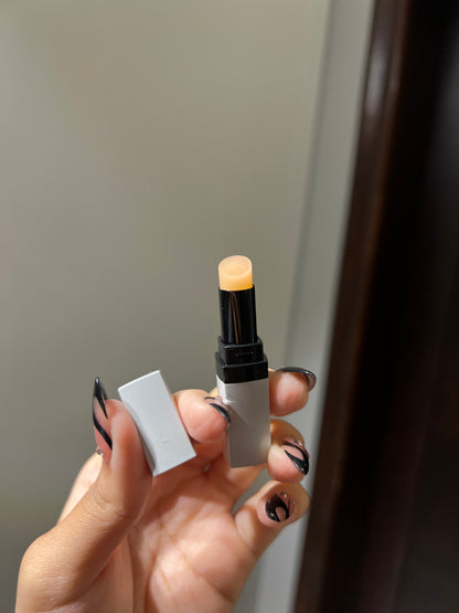 Bobbi Brown 
Extra Lip Tint Sheer Oil-Infused Lip Balm