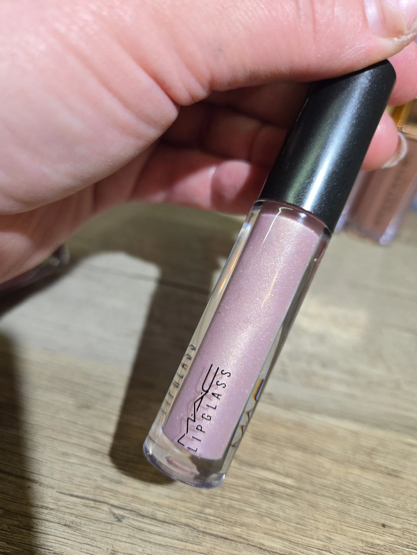 MAC - Lip Glass Lip Gloss Shade Gleam On