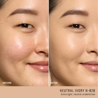 Bobbi Brown 
Weightless Skin Oil-Controlling Foundation SPF 15 with Hyaluronic Acid