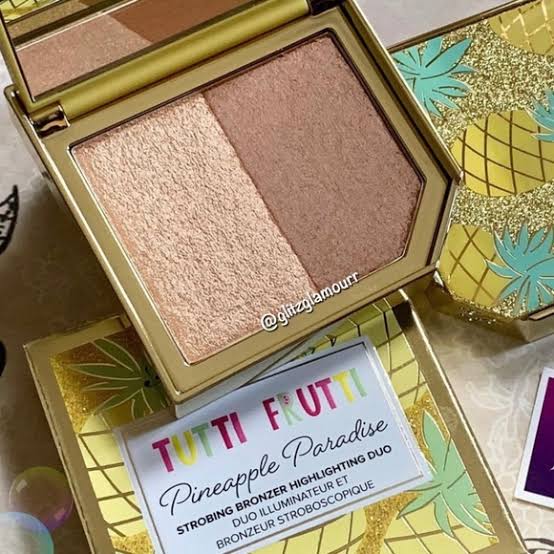 Too Faced Pineapple Paradise (Highlighter) Tutti Frutti Strobe Powder