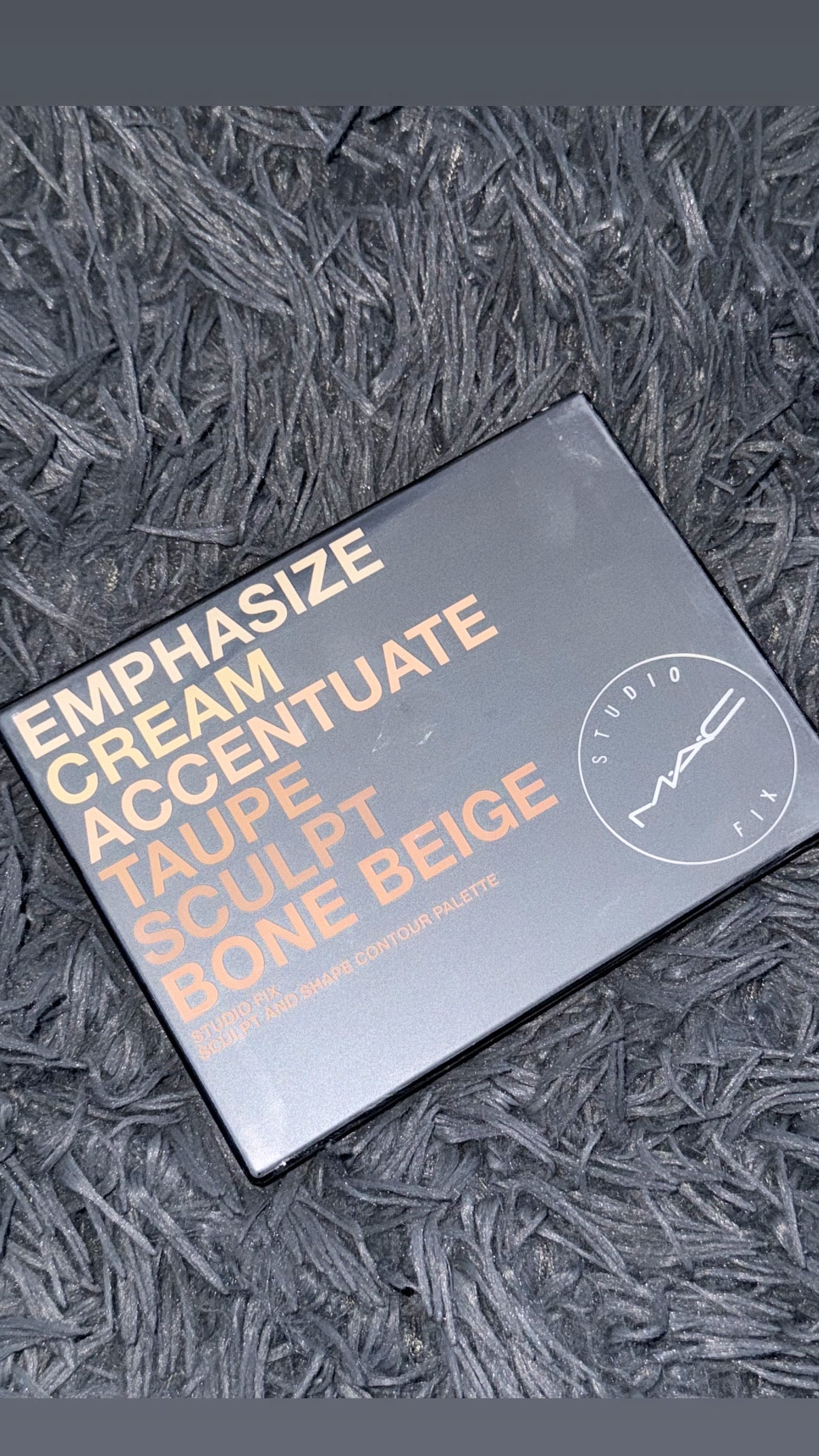 MAC Studio Fix Sculpt and Shape Contour Palette – Bone Beige – (Damaged)