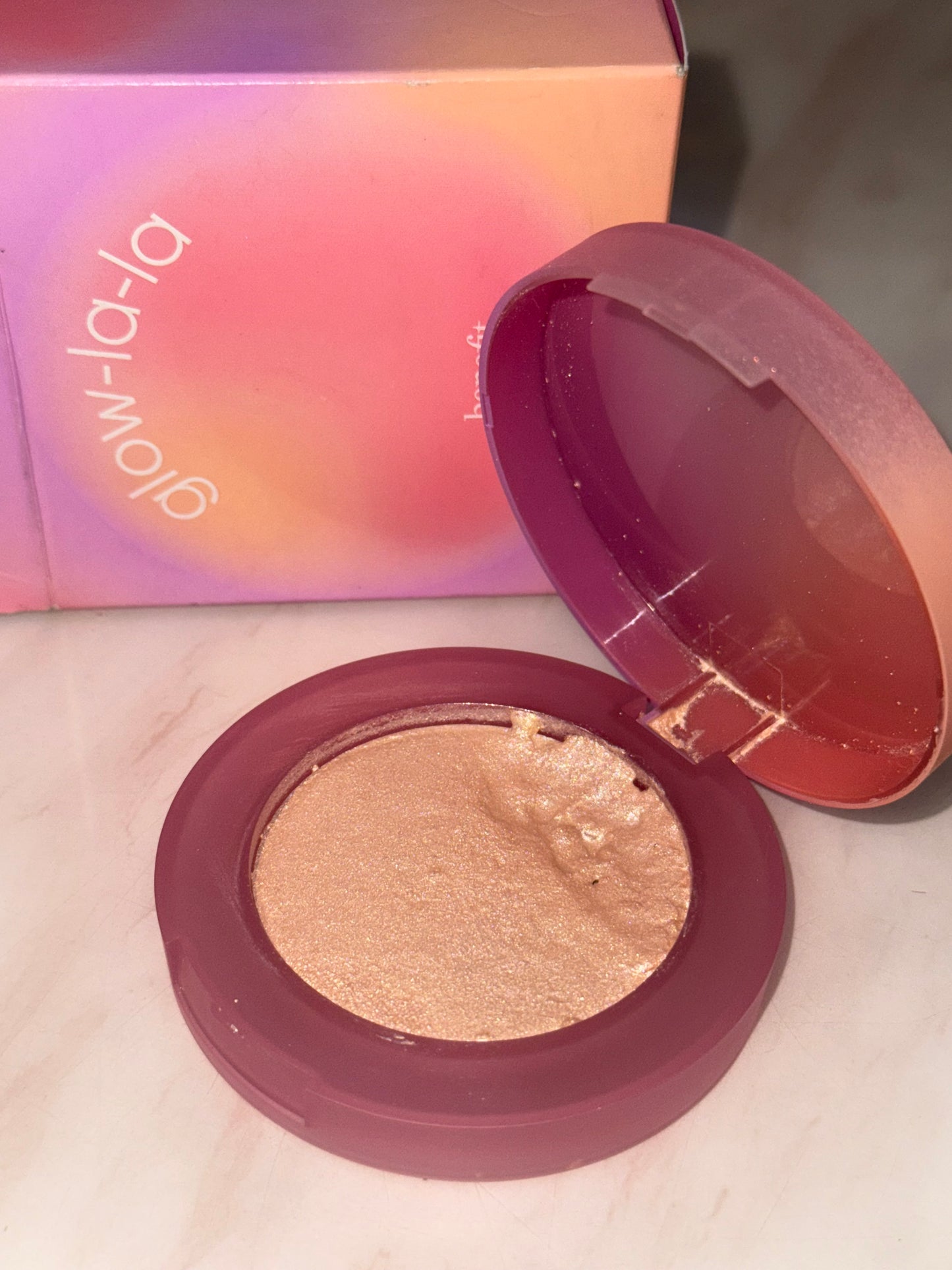 Benefit Glow-La-La Highlighter – (Damaged)
