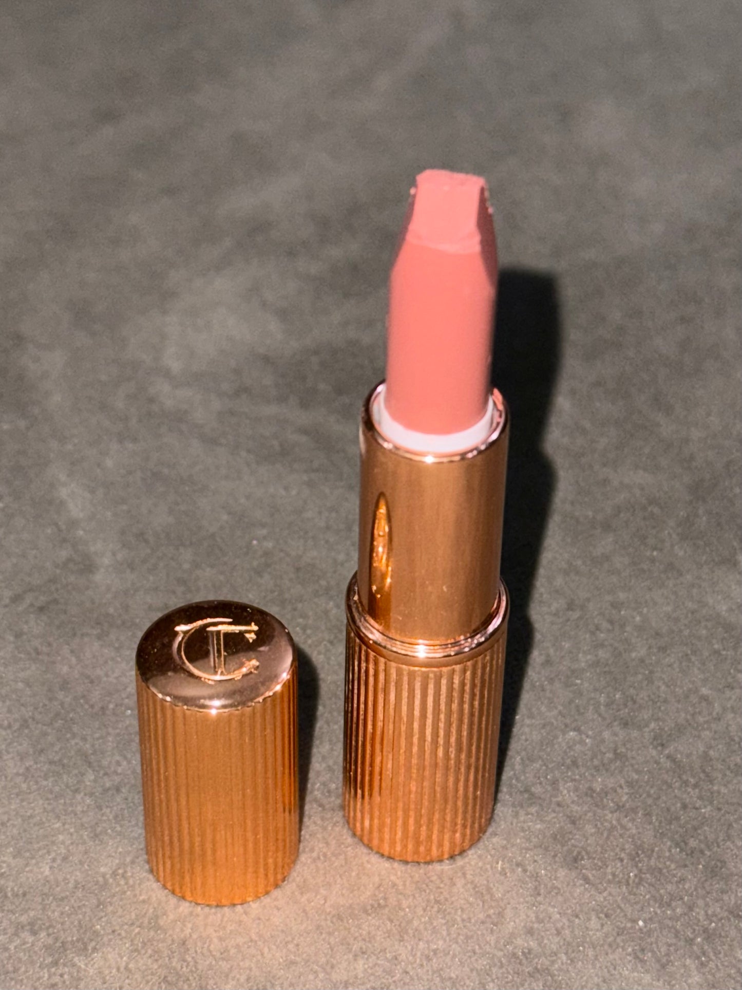 Charlotte Tilbury Matte Revolution – Pillow Talk Mini (Damaged)