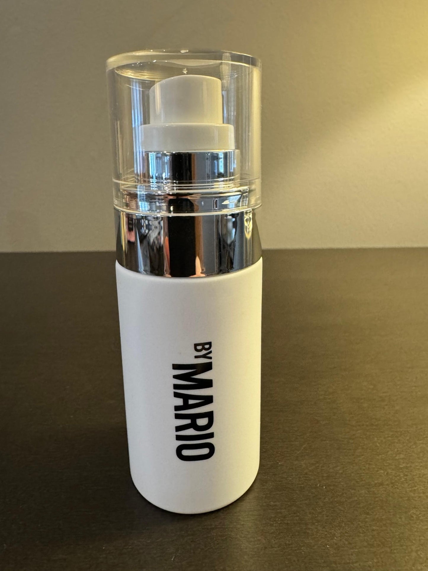 MAKEUP BY MARIO 
SurrealSkin® 16HR Soft Setting Spray 50ml