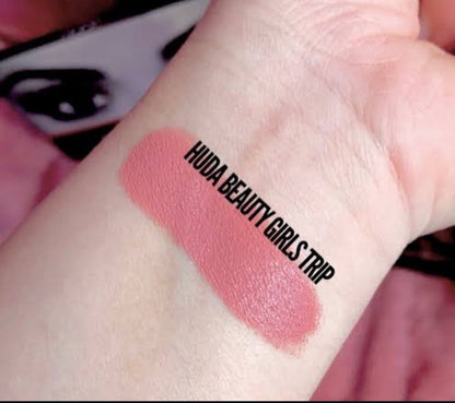 HUDA BEAUTY Power Bullet Matte Lipstick Full Size