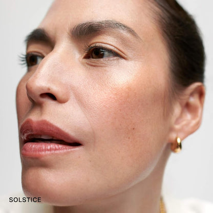MERIT Day Glow Dewy Highlighting Balm