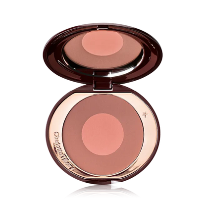 Charlotte Tilbury 
Cheek to Chic Blush