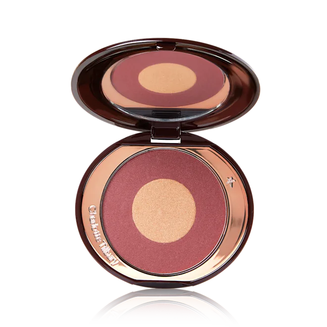 Charlotte Tilbury 
Cheek to Chic Blush