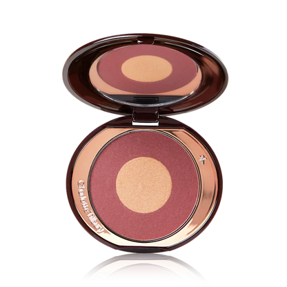 Charlotte Tilbury 
Cheek to Chic Blush