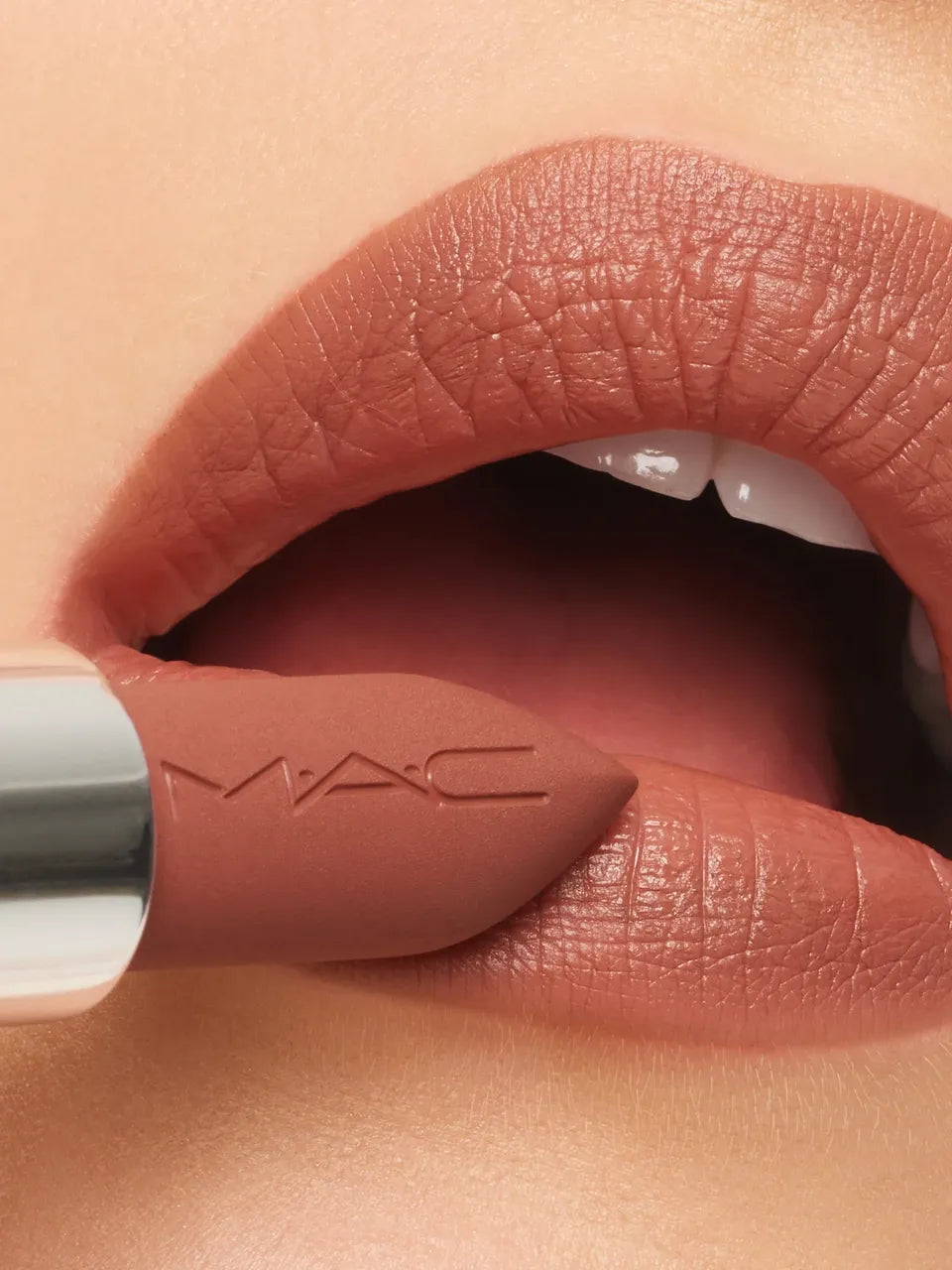 MAC To The Future MACximal Matte Lipstick Limited Edition Full Size