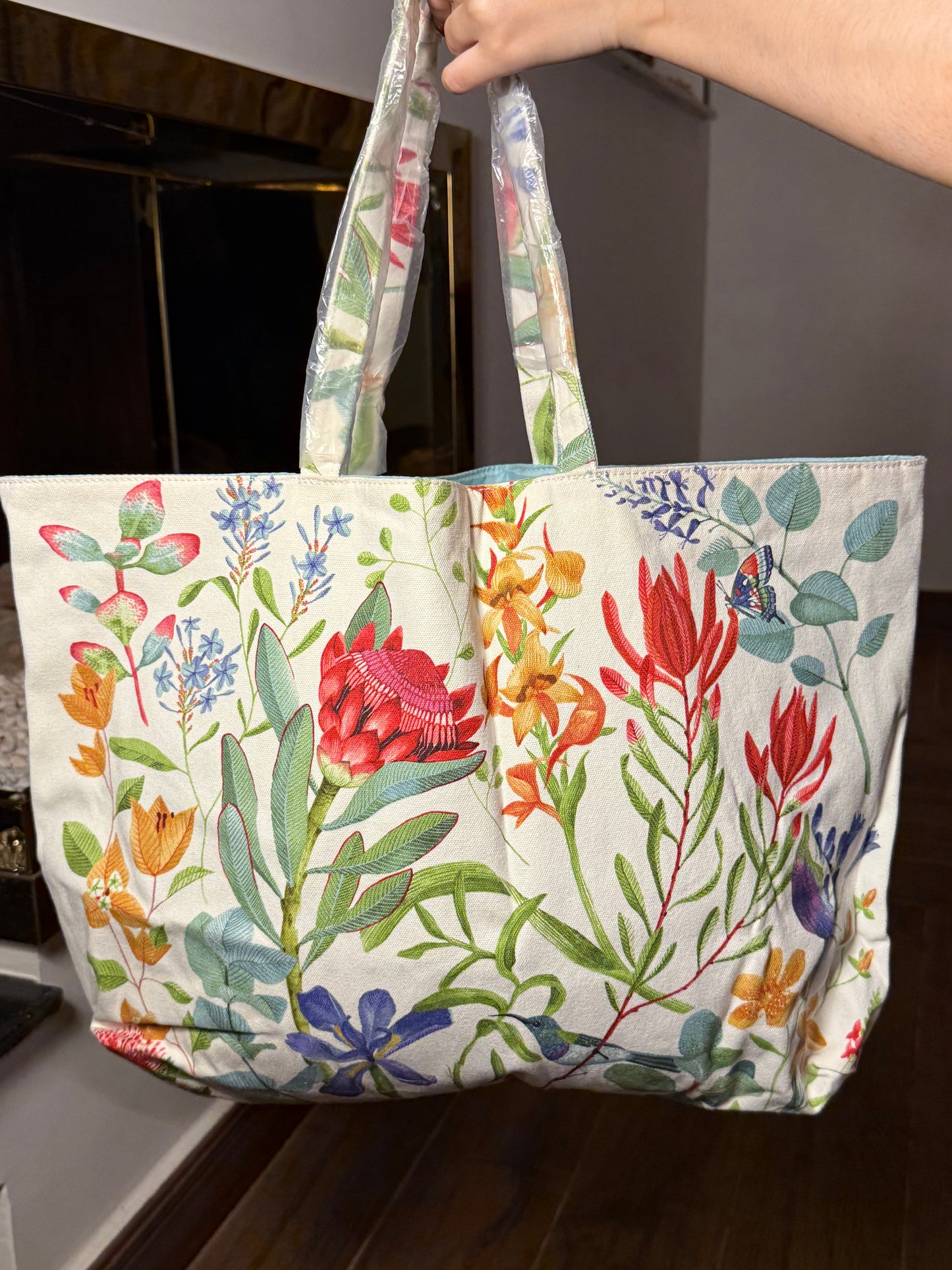 Estée Lauder floral tote bag